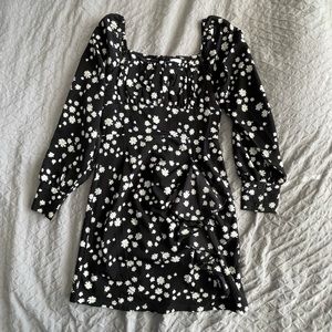 Princess polly daisy dress